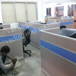 thi công vách ngăn văn phòng bằng nhôm bọc nỉ không kính giá rẻ 3