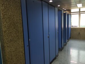 Cách chọn màu sắc cho vách ngăn vệ sinh mdf