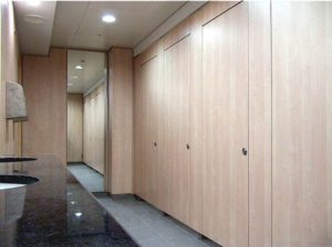 Nguyên tắc sử dụng các vách ngăn vệ sinh compact