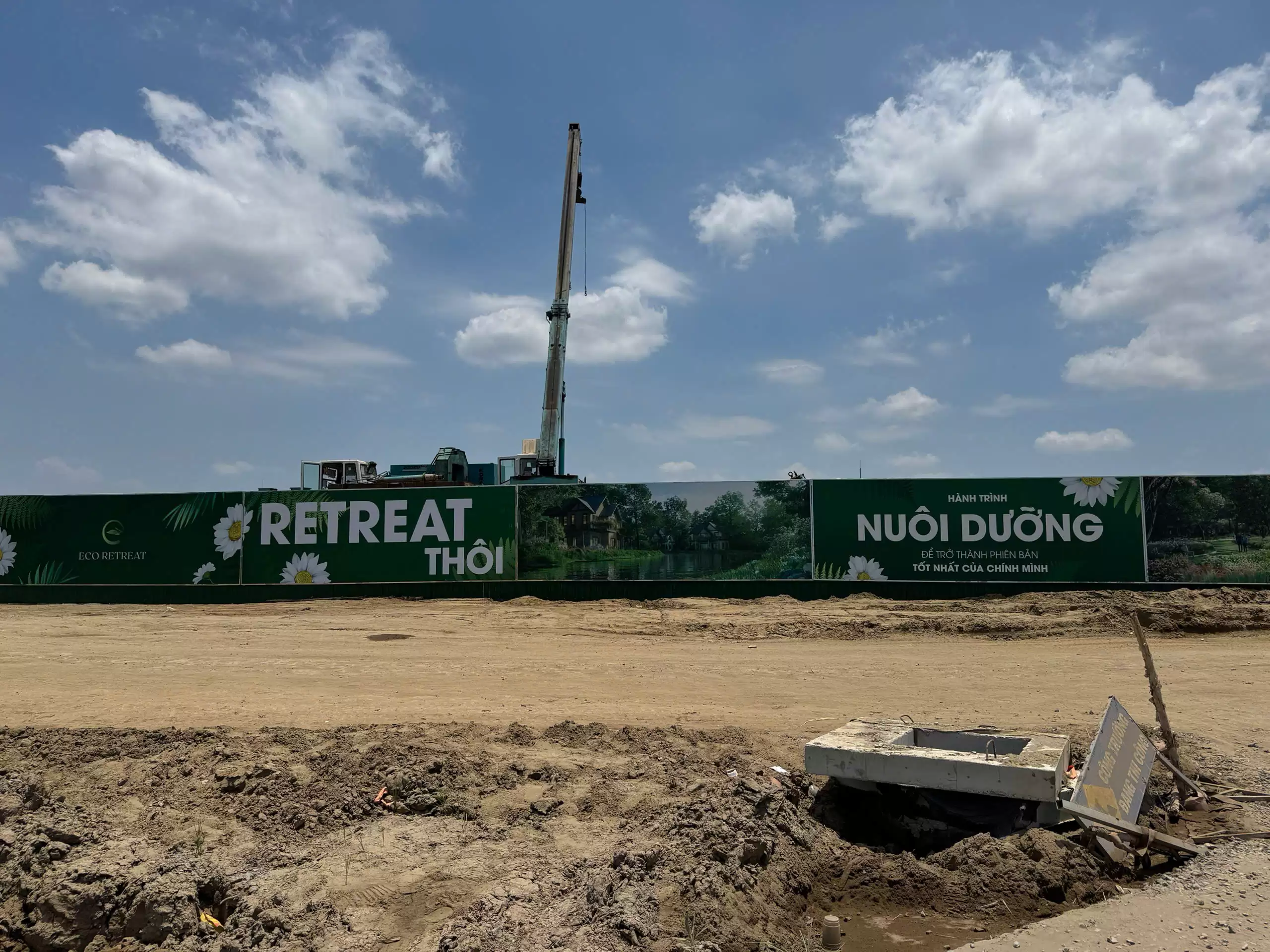 Thi công vách ngăn vệ sinh cao cấp cho ECO RETREAT Tây Ninh